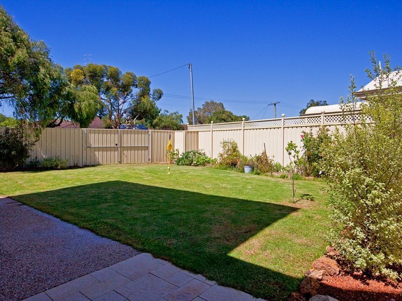 21 Hovea Crescent, West Busselton WA 6280