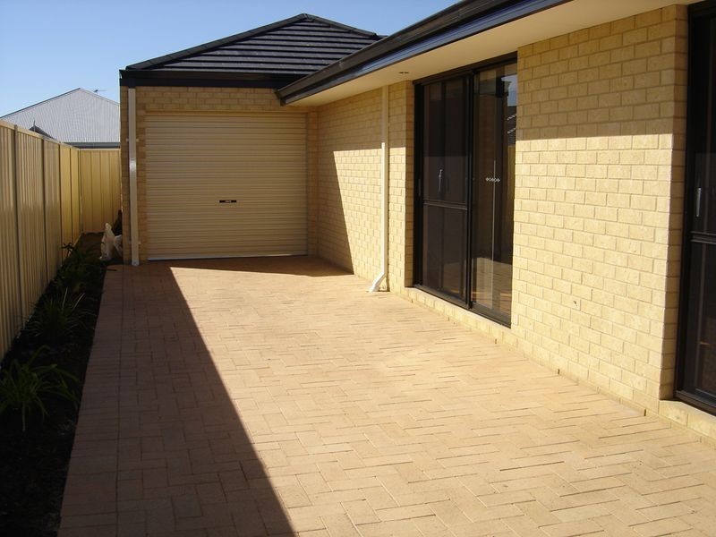 4 Canola Grove, Busselton WA 6280
