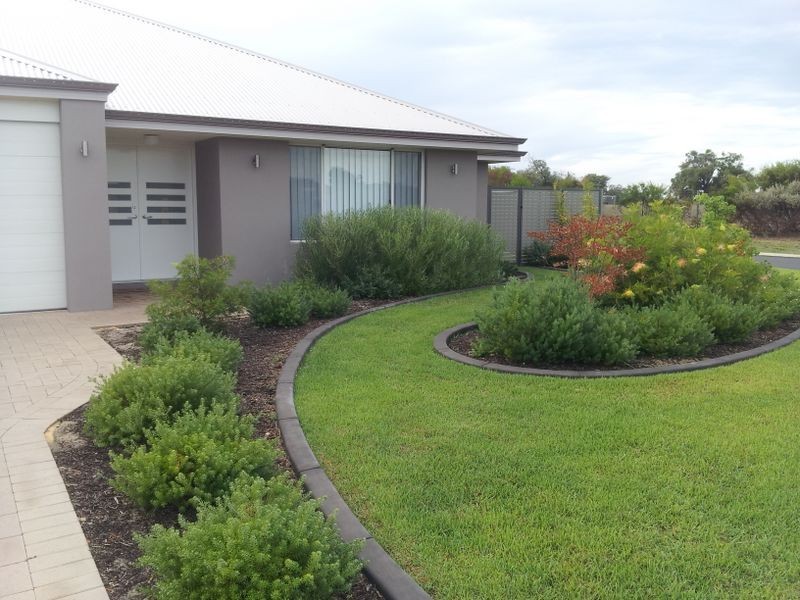5 Woolly Bush Turn, Broadwater WA 6280