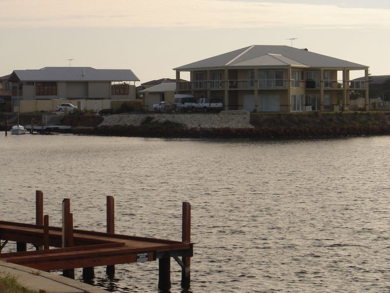 7 Headstay Cove, Geographe WA 6280