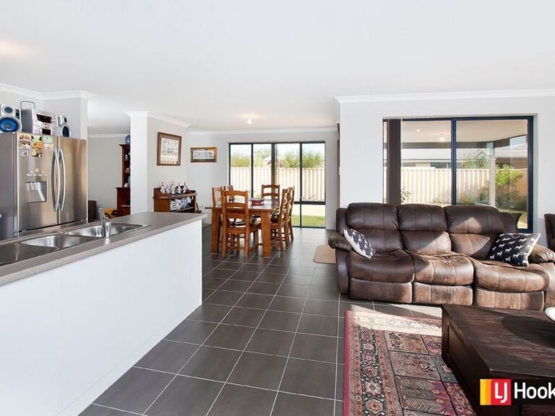 20 Gigondas Street, Yalyalup WA 6280