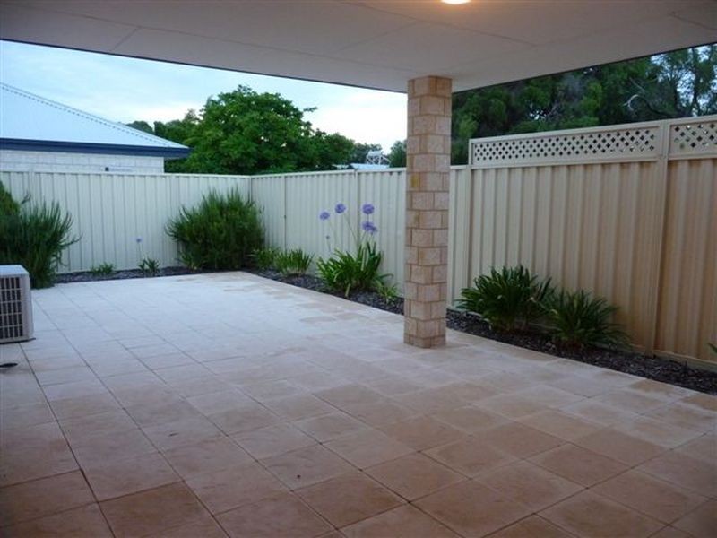 2/11 King Street, Busselton WA 6280