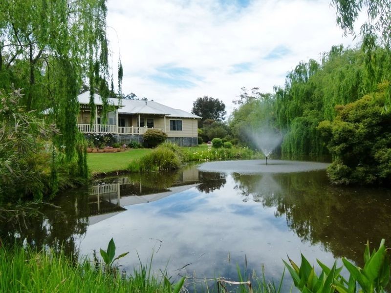 69 Roberts Road, Nannup WA 6275