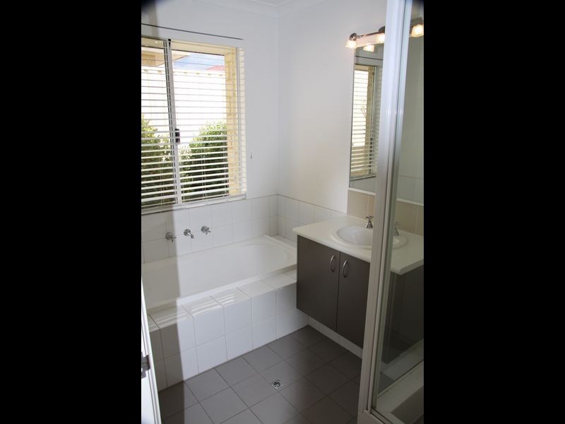 3/10 Ash Mews, Collie WA 6225