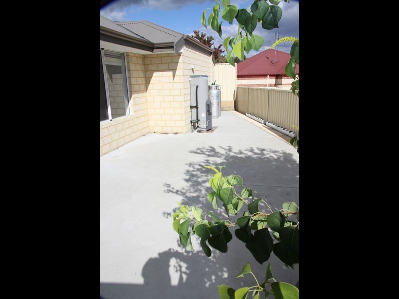 3/10 Ash Mews, Collie WA 6225