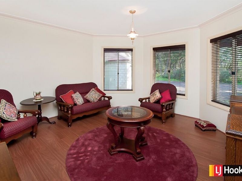 8 Backwater Retreat, Quindalup WA 6281