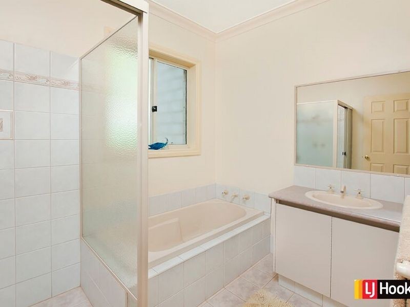 8 Backwater Retreat, Quindalup WA 6281