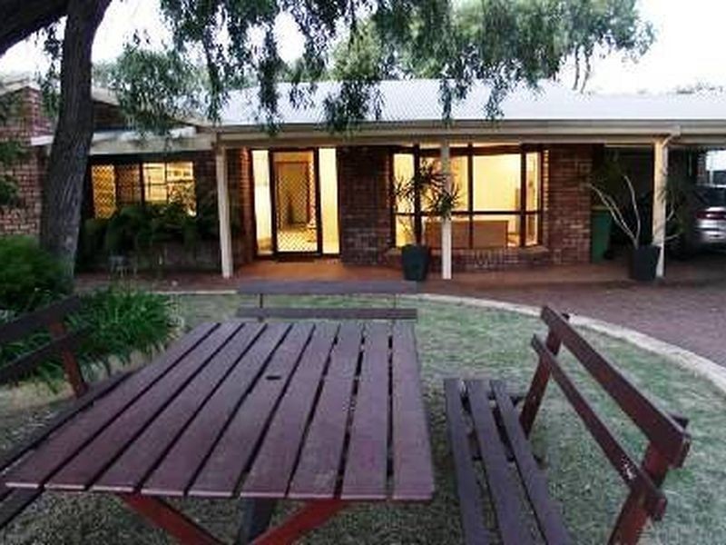 25 Averil Street, Abbey WA 6280