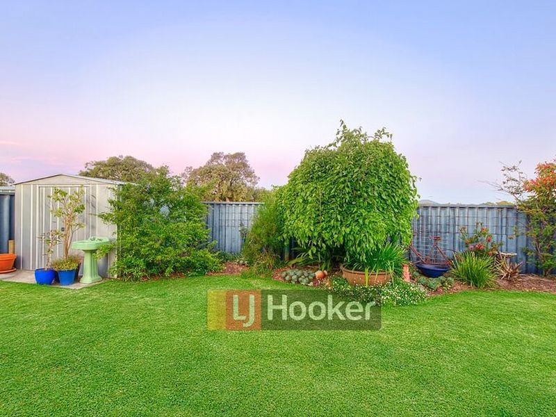 8 Clematis Way, Broadwater WA 6280