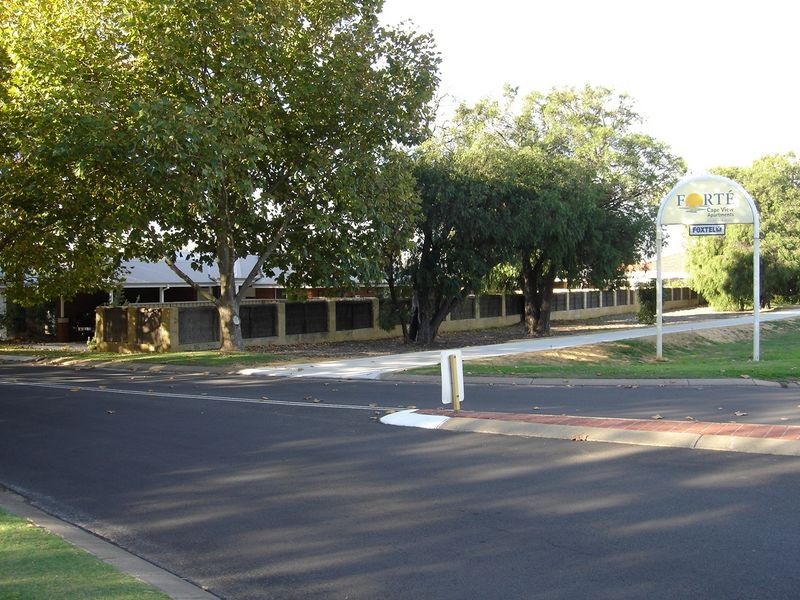 41/14 Little Colin Street, Busselton WA 6280