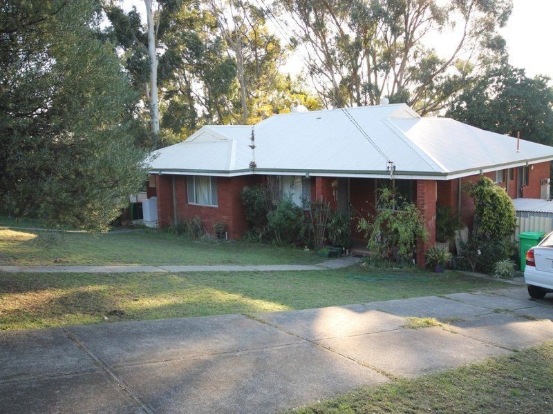 4a Jacaranda Crescent, Withers WA 6230