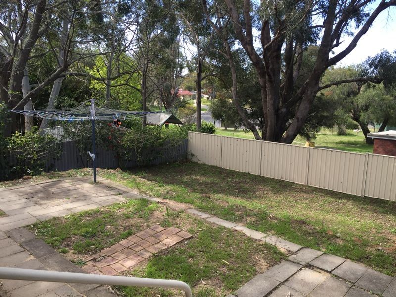 4a Jacaranda Crescent, Withers WA 6230
