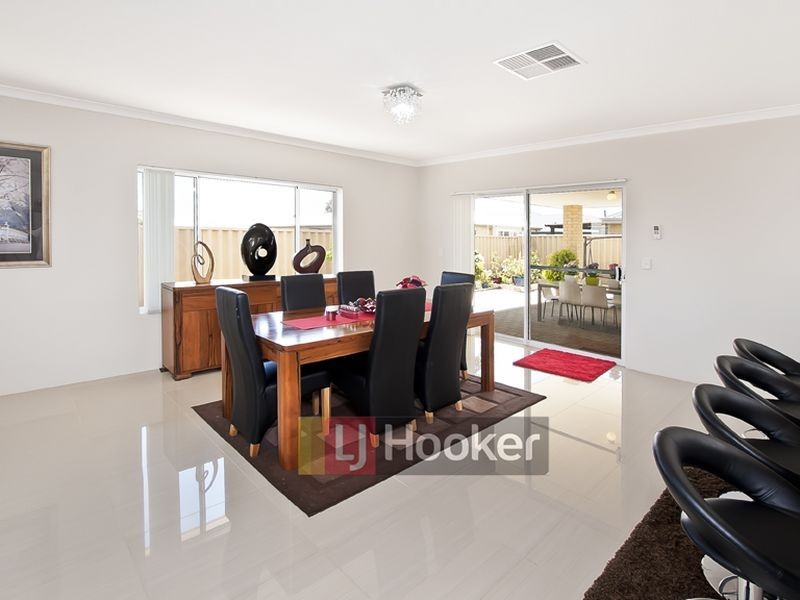 4 Toulon Way, Yalyalup WA 6280
