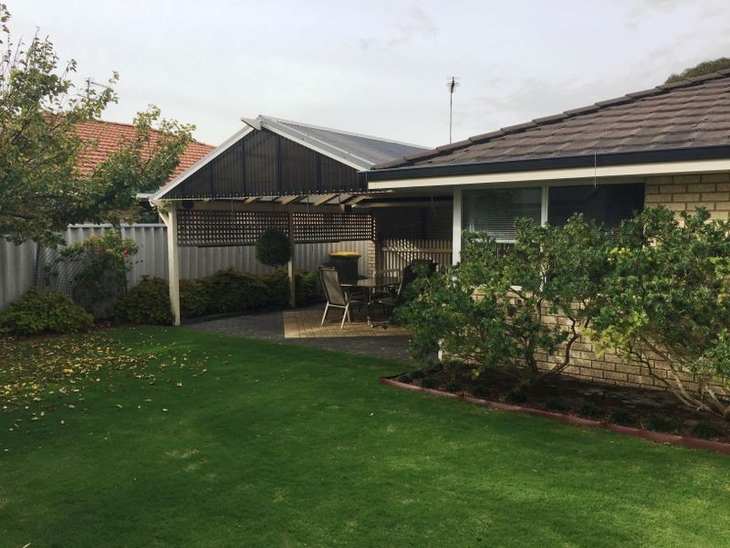 24 Timbermill Crescent, Broadwater WA 6280