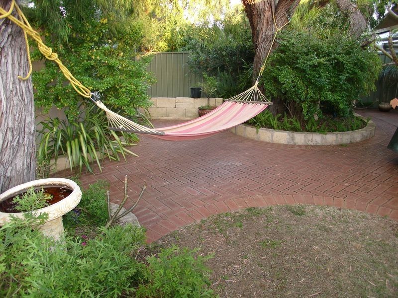 25 Averil Street, Abbey WA 6280