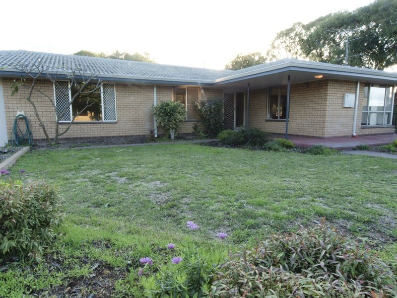 5 Harvest Road, Broadwater WA 6280