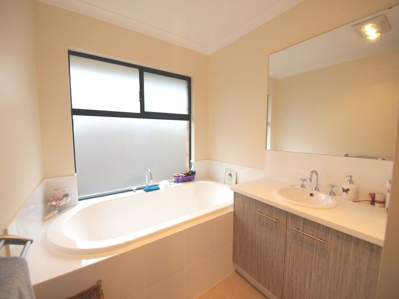 9 Black Wattle Way Broadwater via, Busselton WA 6280