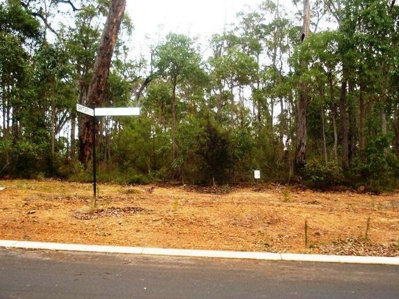 8 Sanctuary Circle, Cowaramup WA 6284