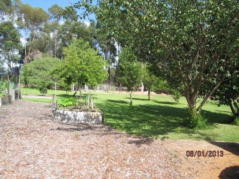 15 Rosella Close, Nannup WA 6275