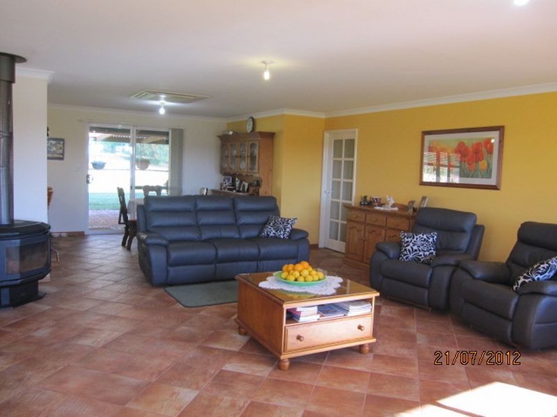 15 Rosella Close, Nannup WA 6275