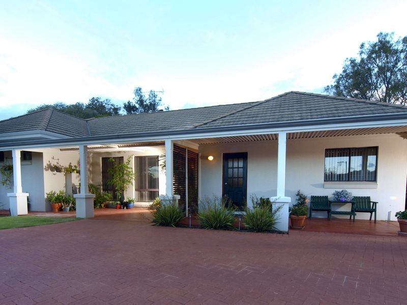 16 Murdoch Way, Abbey WA 6280