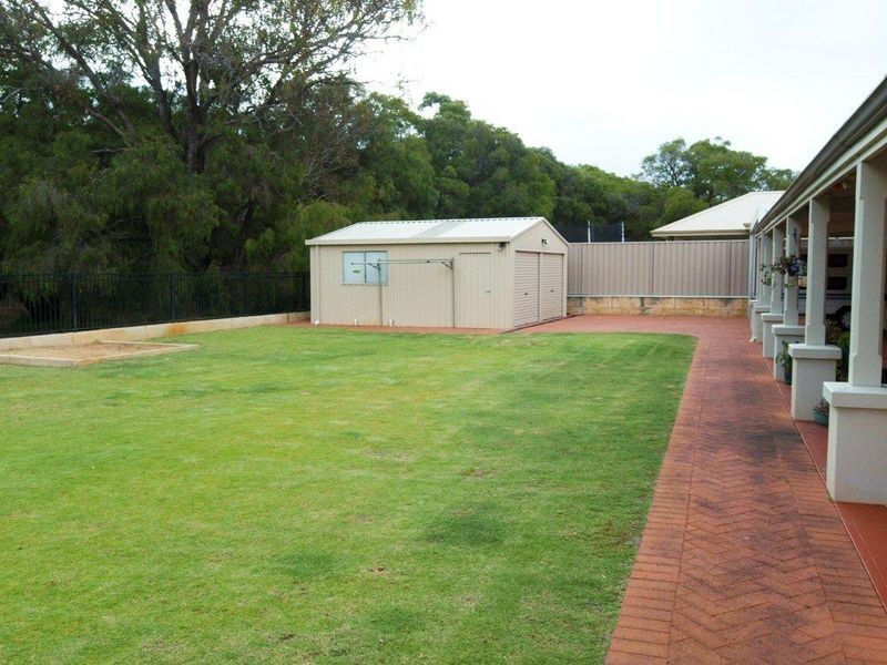 16 Murdoch Way, Abbey WA 6280