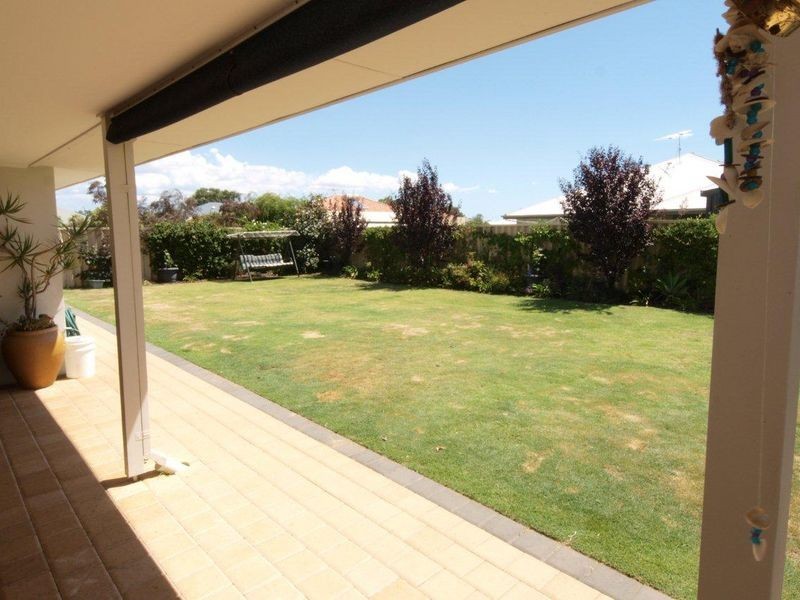 4 Black Wattle Way, Broadwater WA 6280