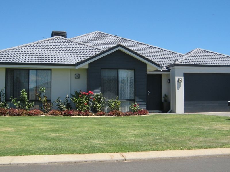 4 Black Wattle Way, Broadwater WA 6280