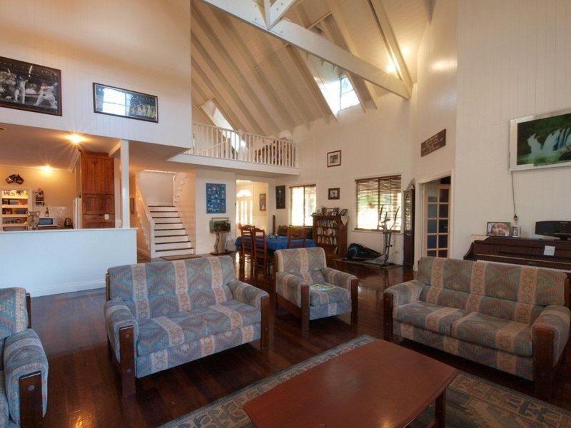 2 Lindsay Drive, Busselton WA 6280