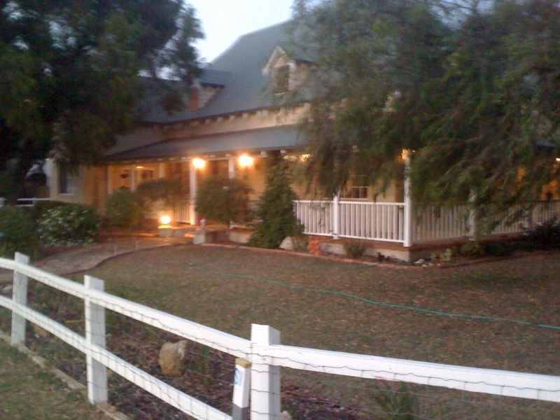 2 Lindsay Drive, Busselton WA 6280