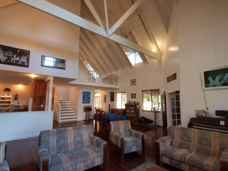 2 Lindsay Drive, Busselton WA 6280