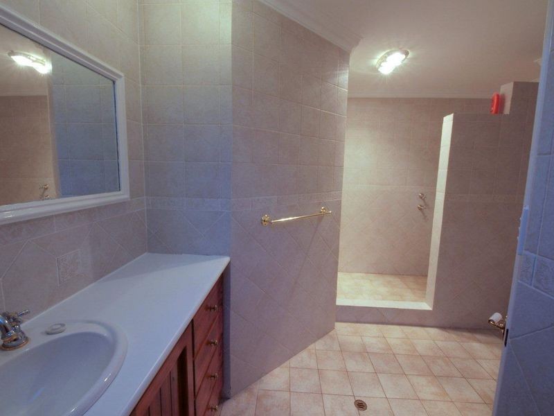 2 Lindsay Drive, Busselton WA 6280