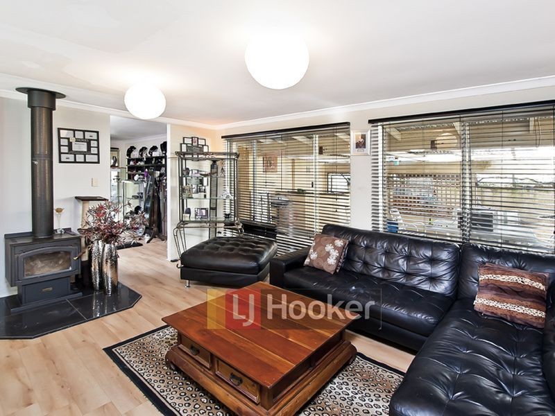 8 Amberley Loop, Dunsborough WA 6281