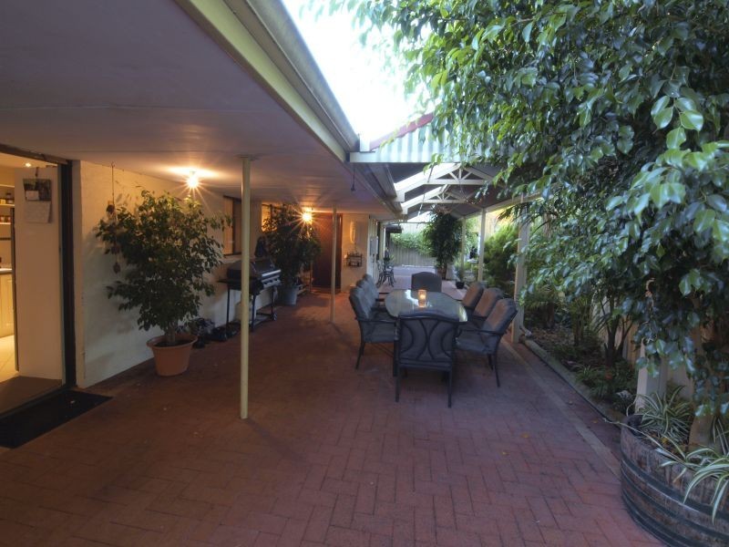 28 Armstrong Road, Broadwater WA 6280