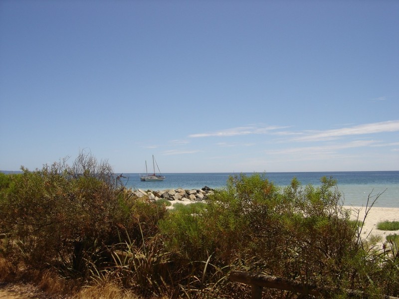 2/11 Holgate Road, Broadwater WA 6280