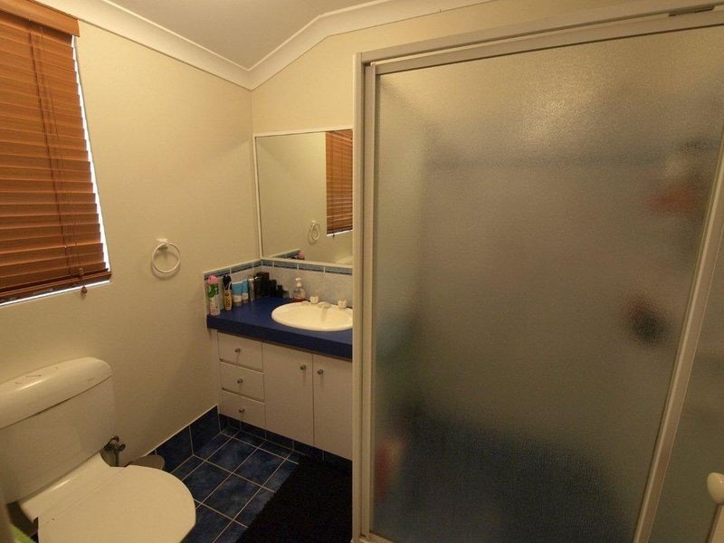 8 Honeyeater Crescent, Geographe WA 6280