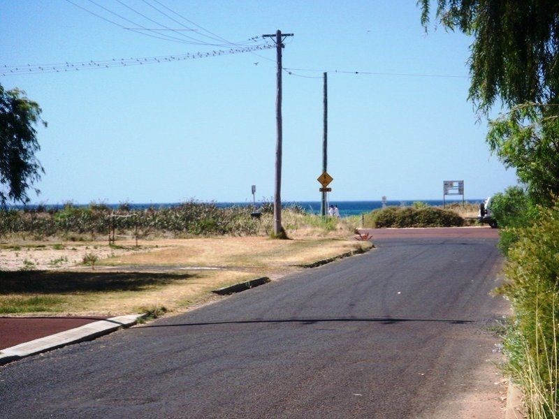 8 Harvest Road, Broadwater WA 6280