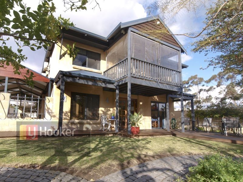 7 Brown Street, Busselton WA 6280