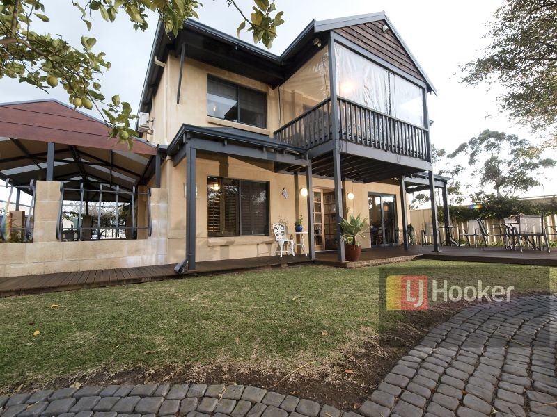 7 Brown Street, Busselton WA 6280