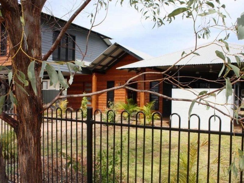 1/2 Quondong Street, Kununurra WA 6743