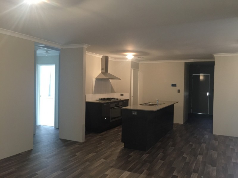 8 Cassis Way, Yalyalup WA 6280
