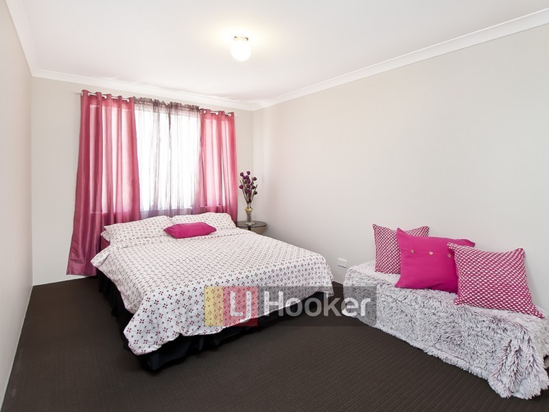 4 Toulon Way, Yalyalup WA 6280
