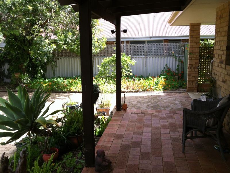 18 Barnard Road, Broadwater WA 6280