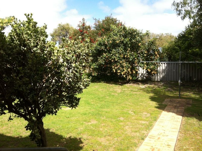 18 Barnard Road, Broadwater WA 6280