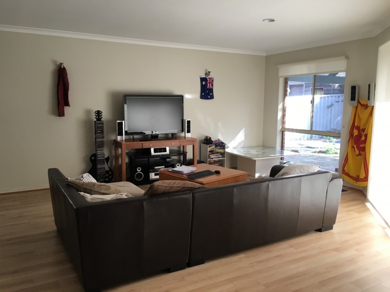 8b Harrier Cove, Geographe WA 6280