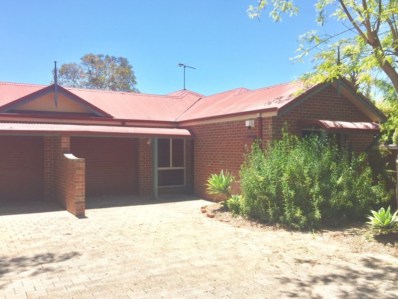 8b Harrier Cove, Geographe WA 6280