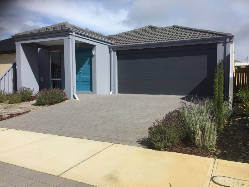 12 Castellar Pass, Yalyalup WA 6280