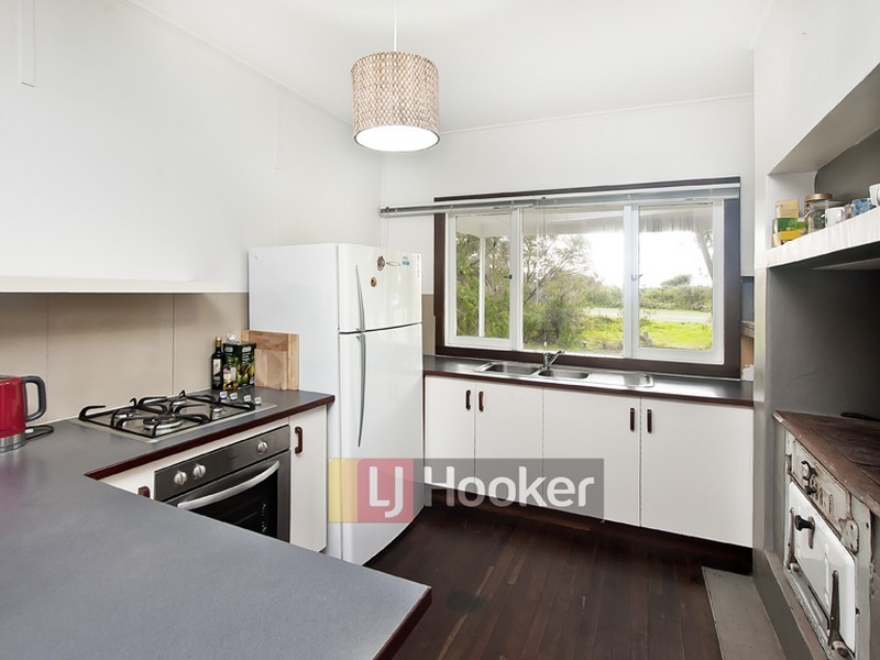 612 Layman Road, Wonnerup WA 6280