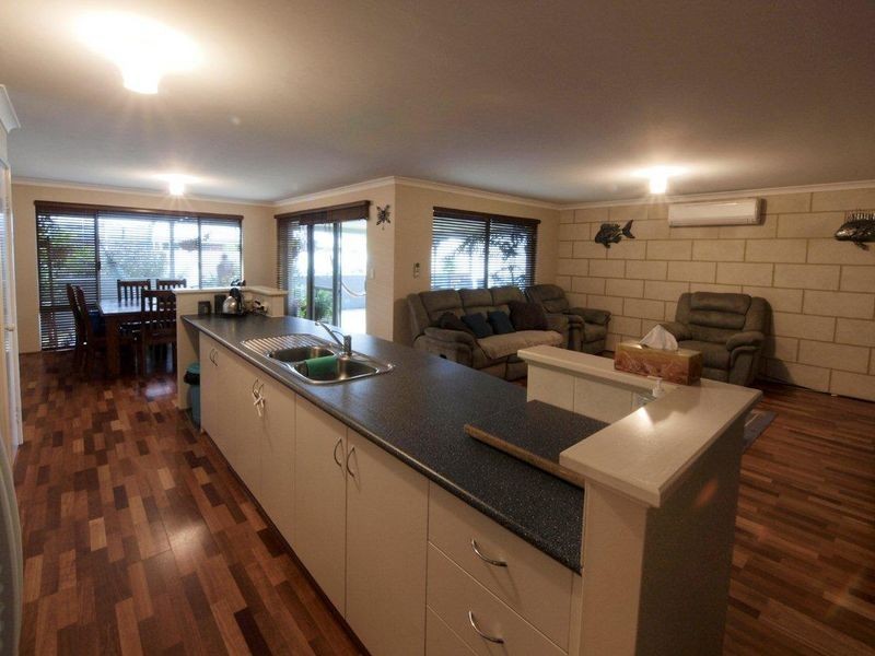 2 Edith Agnes Circle, West Busselton WA 6280