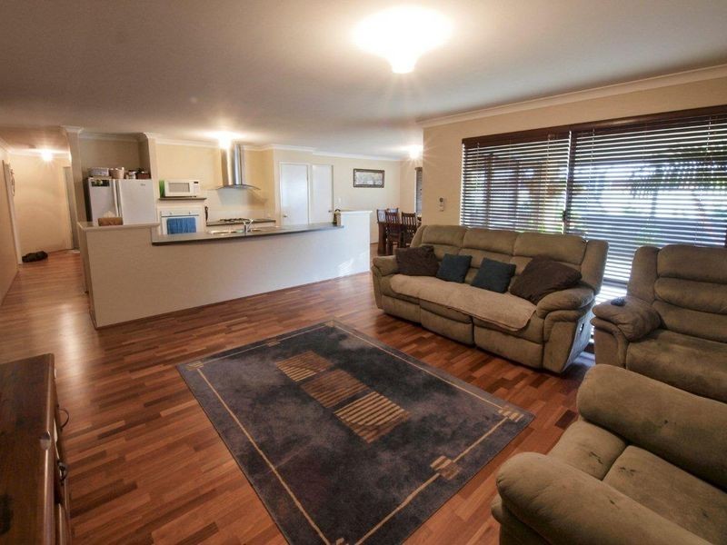 2 Edith Agnes Circle, West Busselton WA 6280